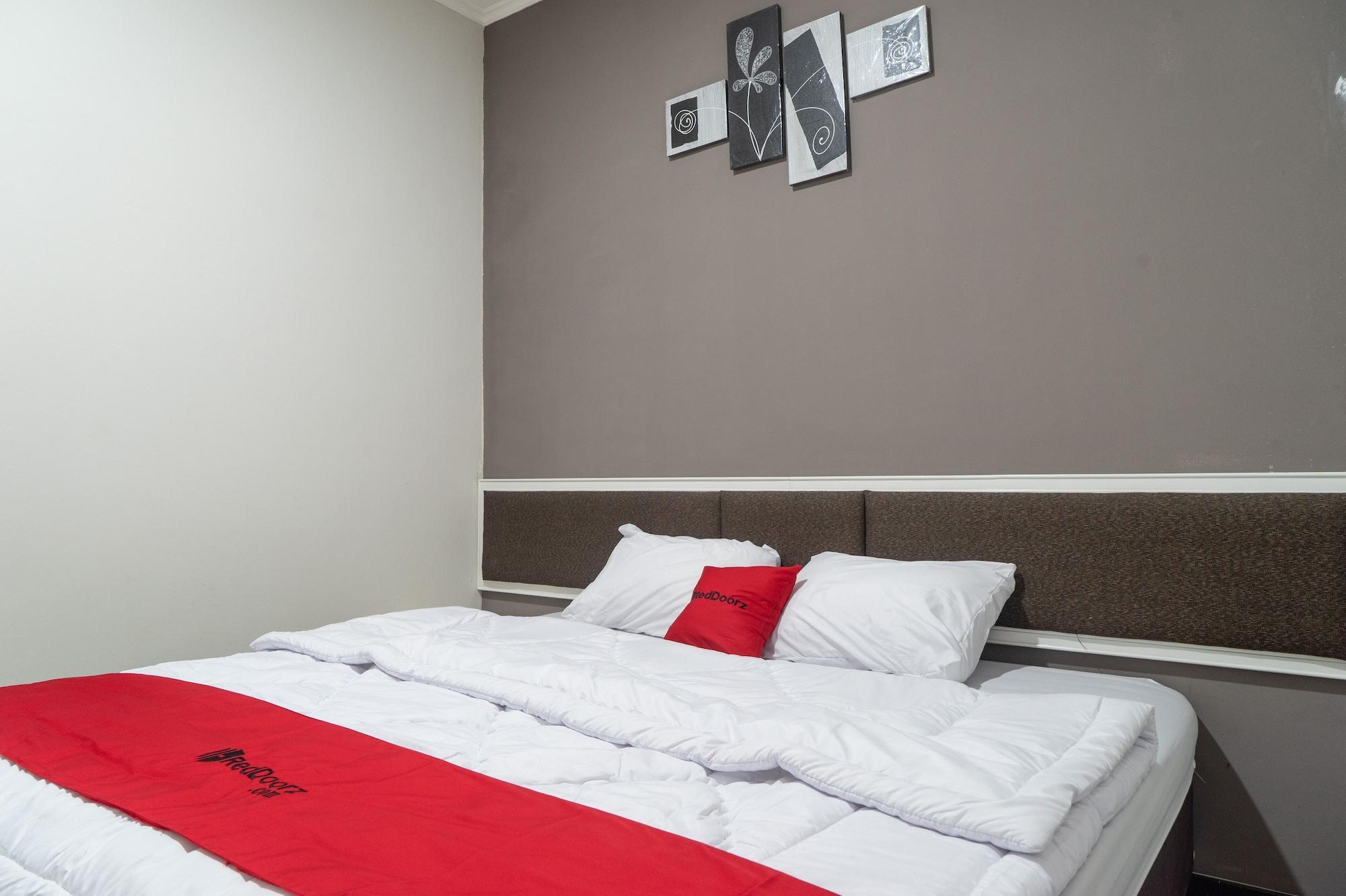 Reddoorz Plus @ Sawah Besar Jakarta Ngoại thất bức ảnh