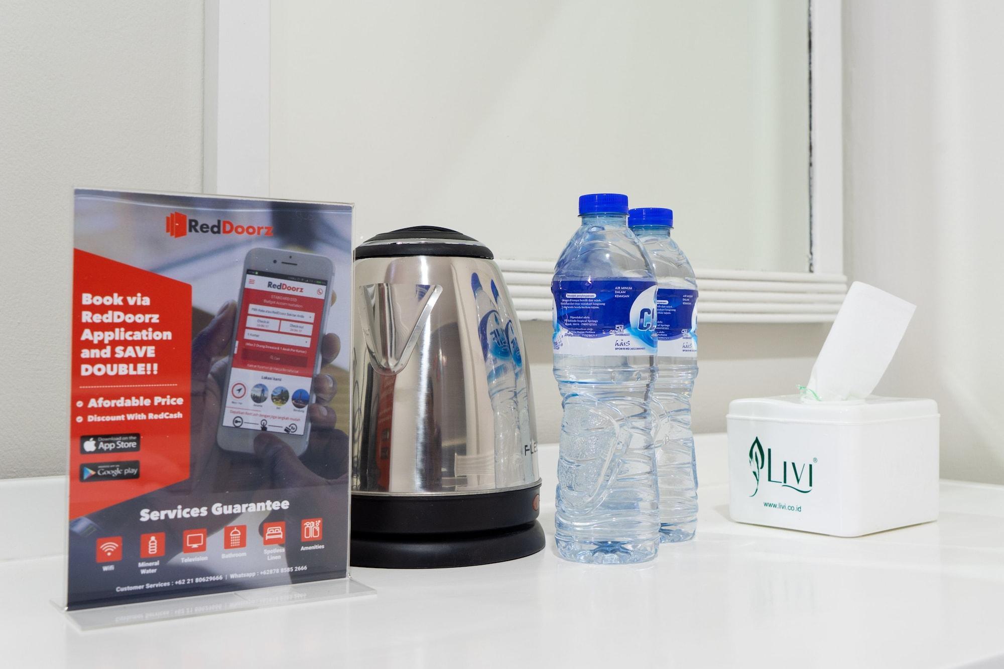 Reddoorz Plus @ Sawah Besar Jakarta Ngoại thất bức ảnh