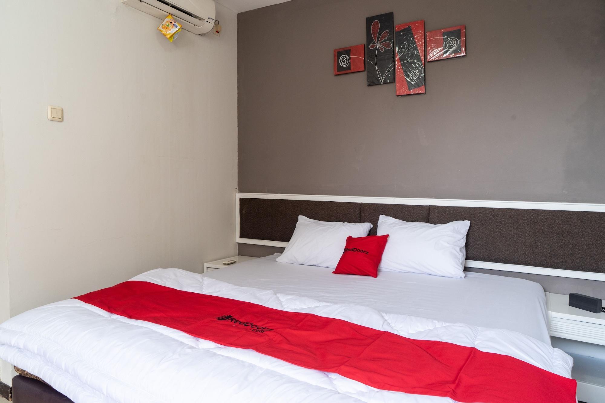 Reddoorz Plus @ Sawah Besar Jakarta Ngoại thất bức ảnh