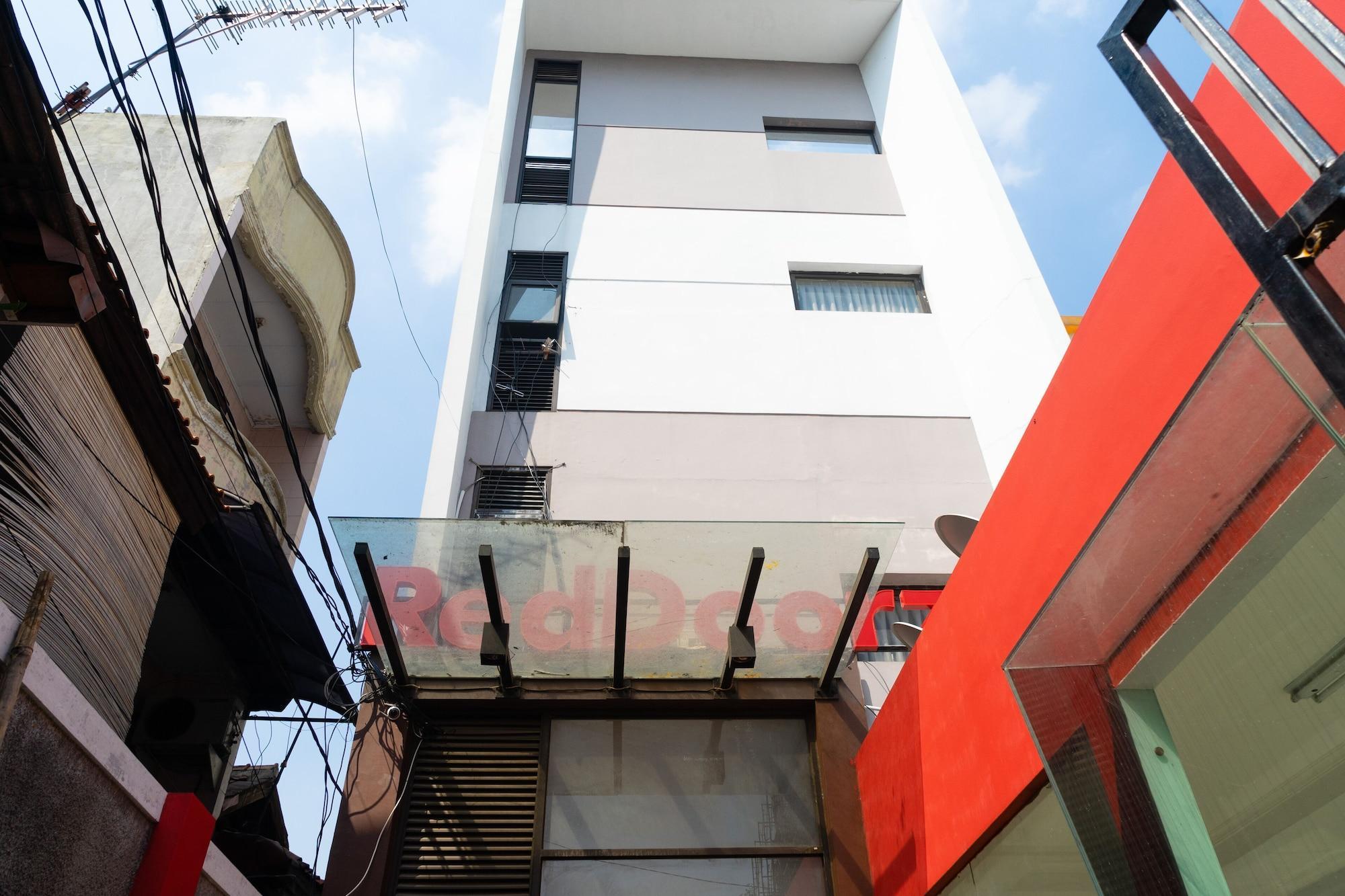 Reddoorz Plus @ Sawah Besar Jakarta Ngoại thất bức ảnh